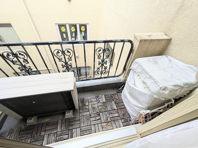 15/27 バルコニー