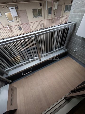 17/30 バルコニー