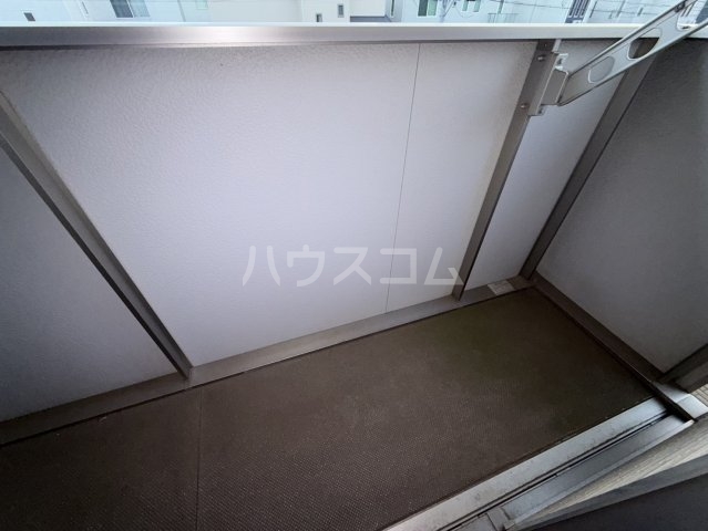 17/23 バルコニー