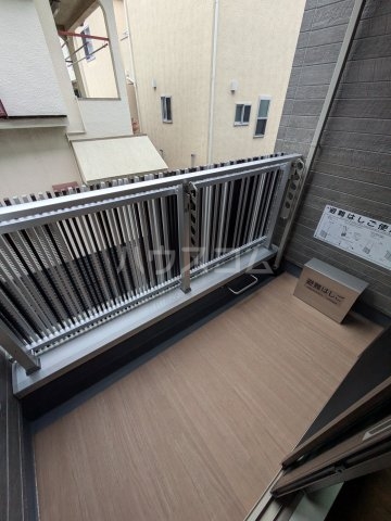 14/30 バルコニー