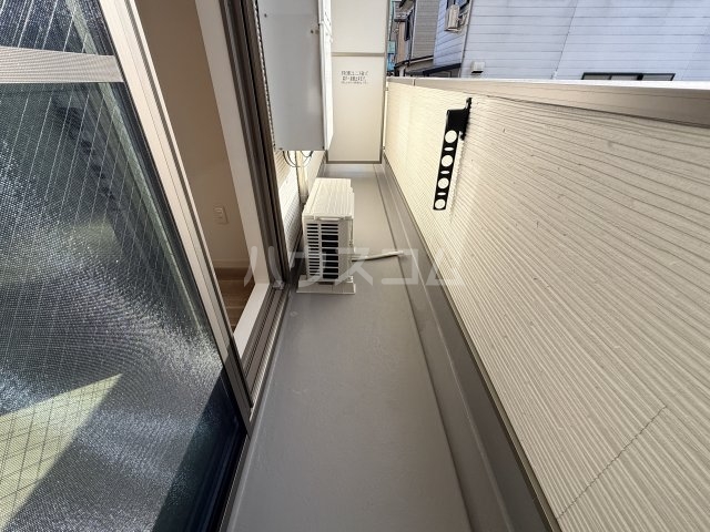 20/30 バルコニー