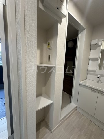 28/29 エントランス