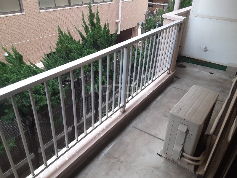 22/27 バルコニー