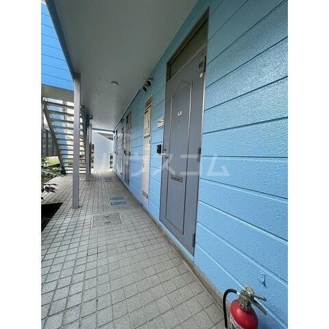 25/30 エントランス