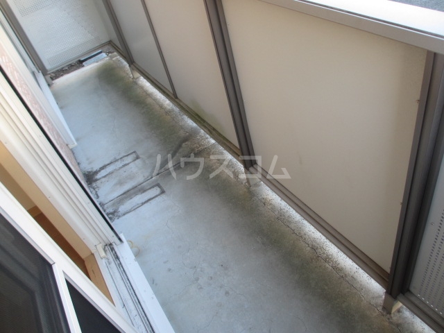 23/30 バルコニー