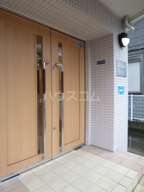 16/22 エントランス