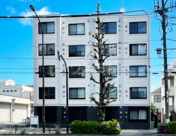 13/24 エントランス