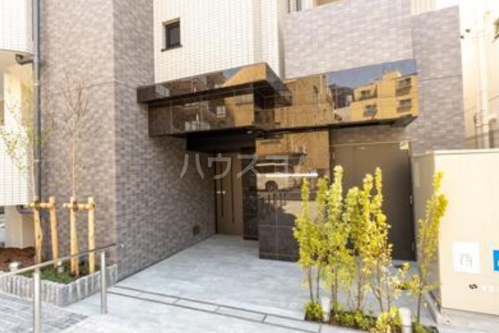 5/8 エントランス