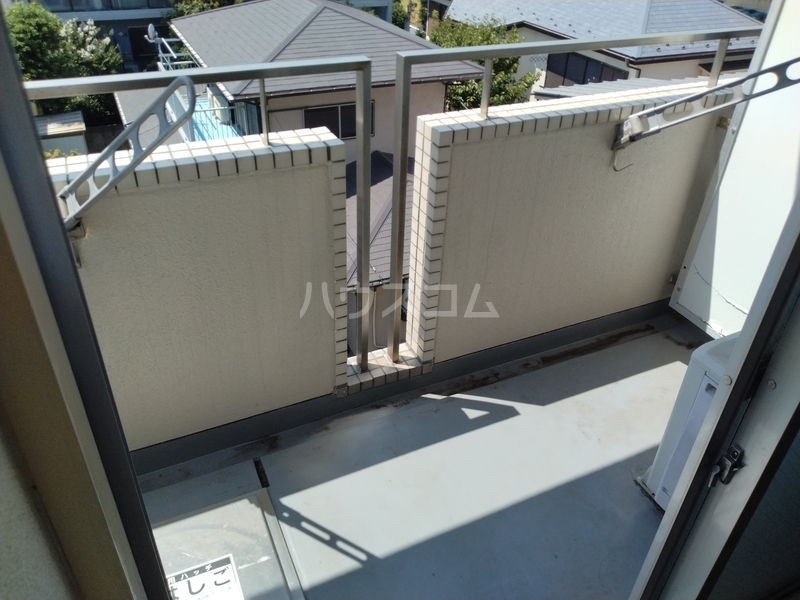 13/19 バルコニー