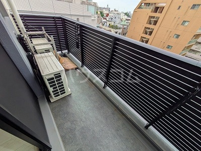 13/27 バルコニー