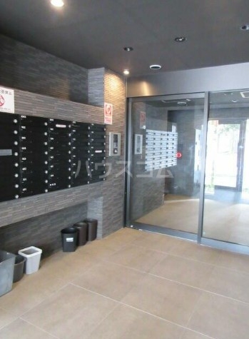 15/25 エントランス