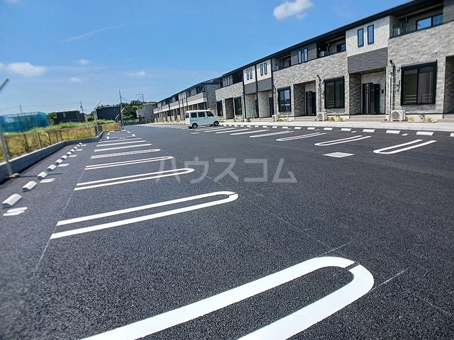14/20 駐車場