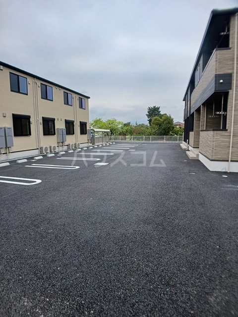 16/28 駐車場