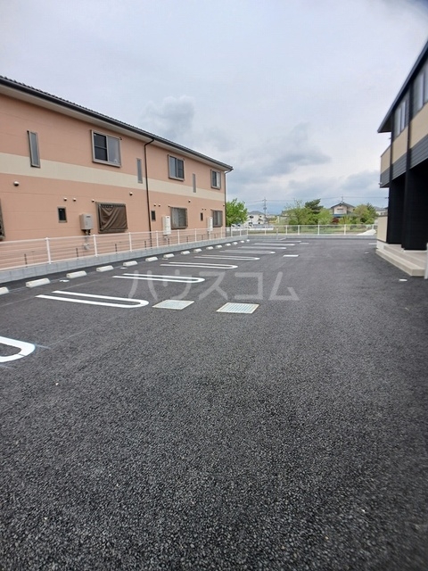 16/28 駐車場