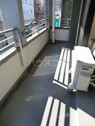 19/30 バルコニー