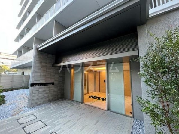 16/28 エントランス