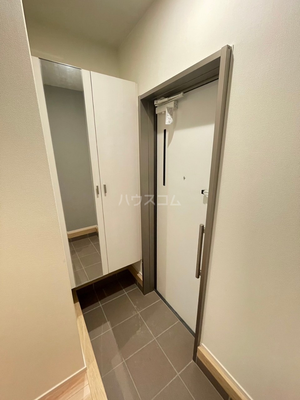 13/30 玄関