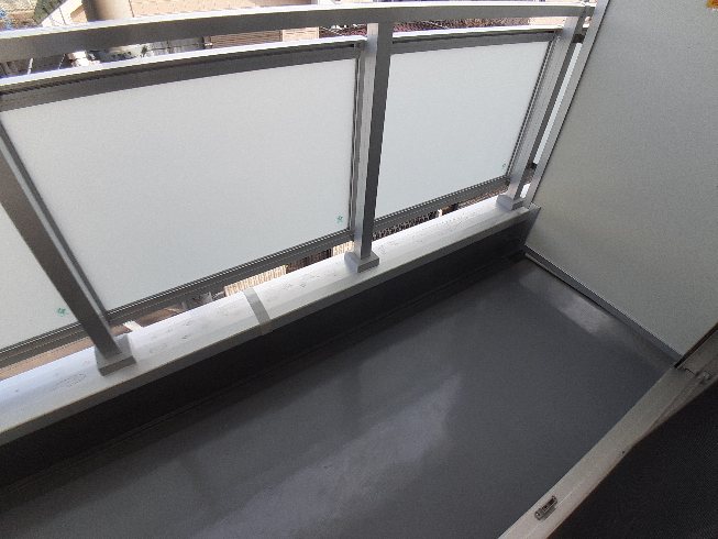 15/28 バルコニー