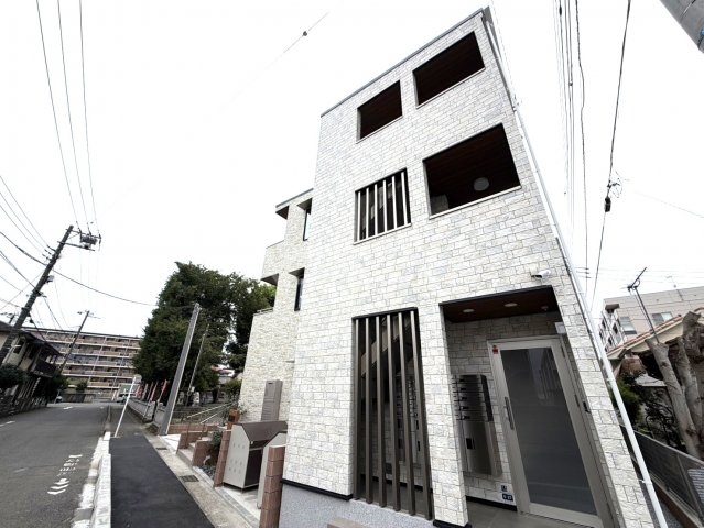 2/25 外観