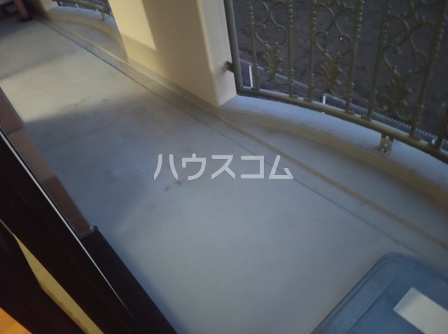 19/30 バルコニー