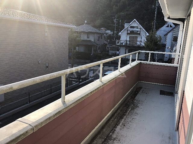 13/18 バルコニー