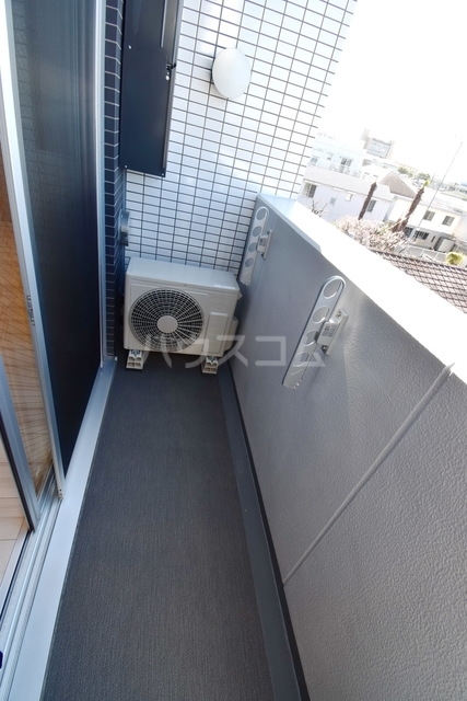 15/28 バルコニー