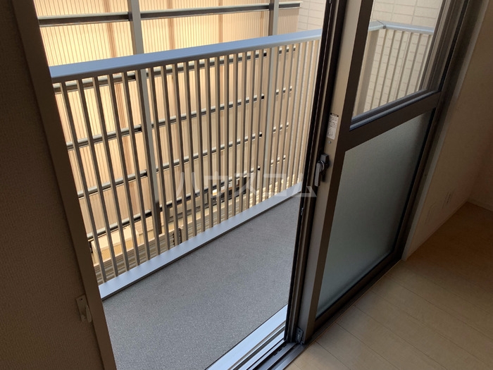 15/27 バルコニー