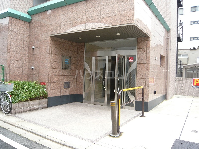 14/14 エントランス