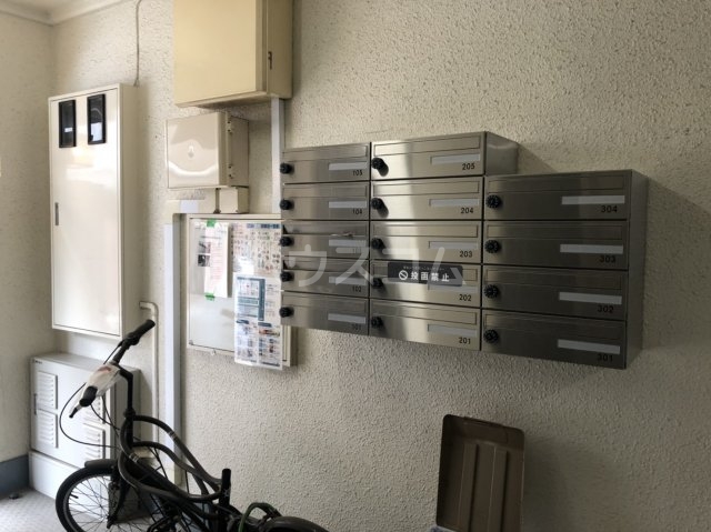 15/21 エントランス