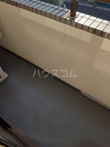 19/28 バルコニー