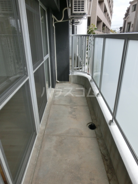 14/27 バルコニー
