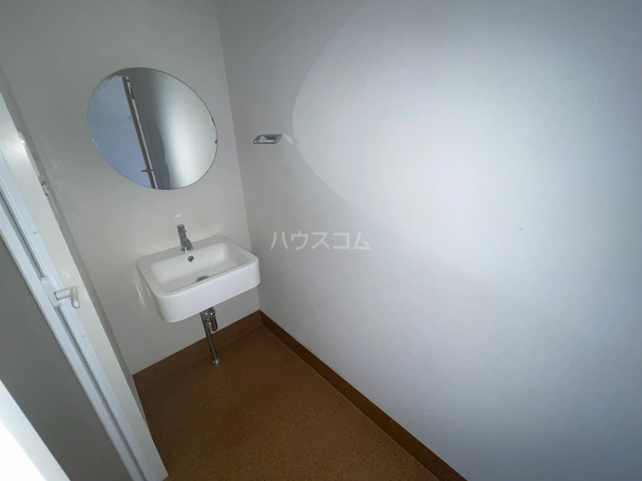 13/30 洗面