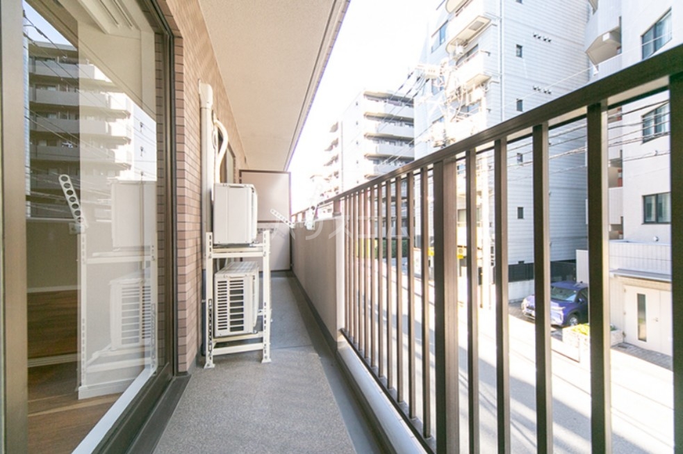 13/19 バルコニー