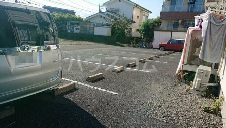 2/2 駐車場