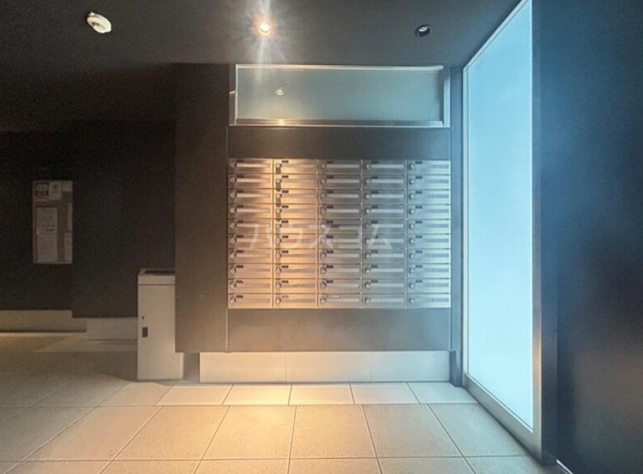 15/25 エントランス