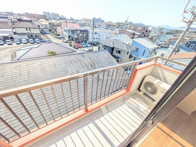 14/23 バルコニー