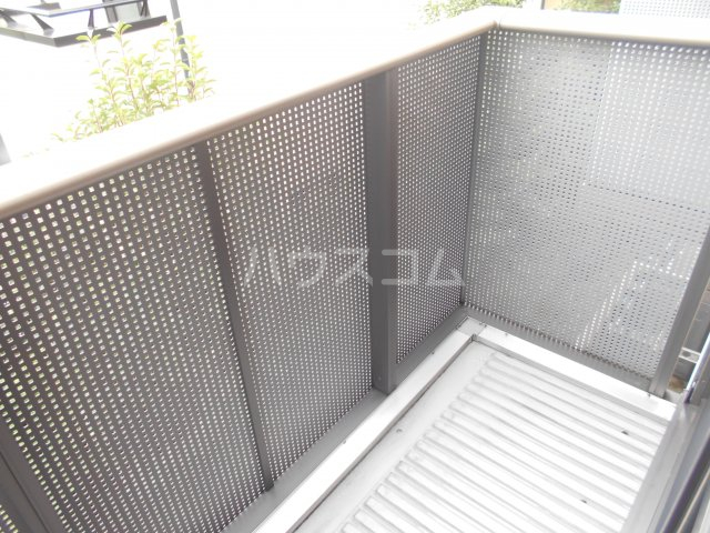 15/28 バルコニー