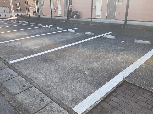 14/22 駐車場