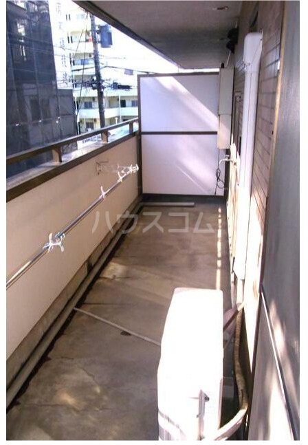 15/22 バルコニー