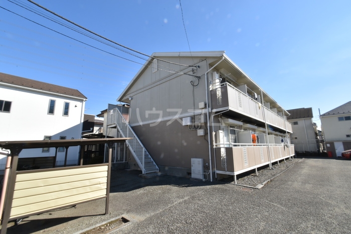 21/30 エントランス