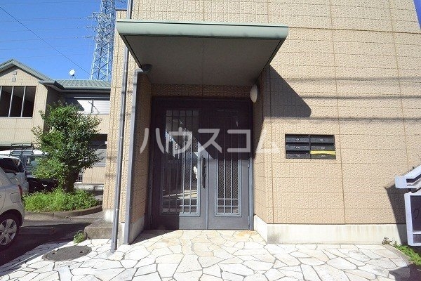 20/29 エントランス