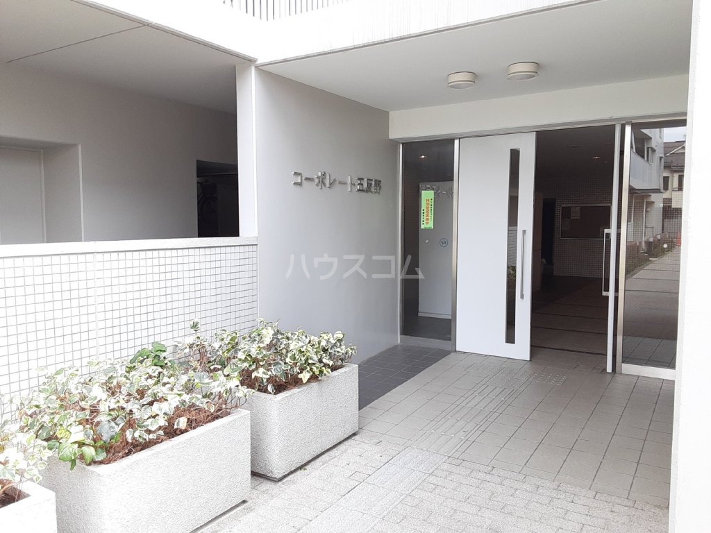 20/24 エントランス