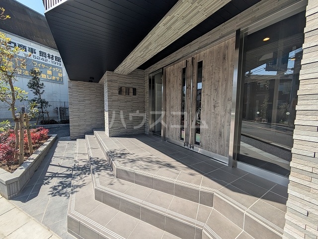 29/30 エントランス