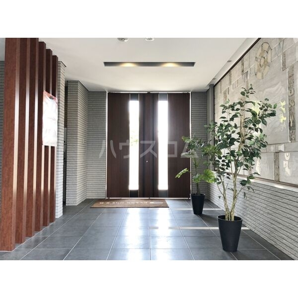 17/24 エントランス