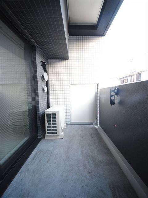 25/30 バルコニー