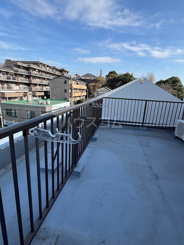 4/10 バルコニー