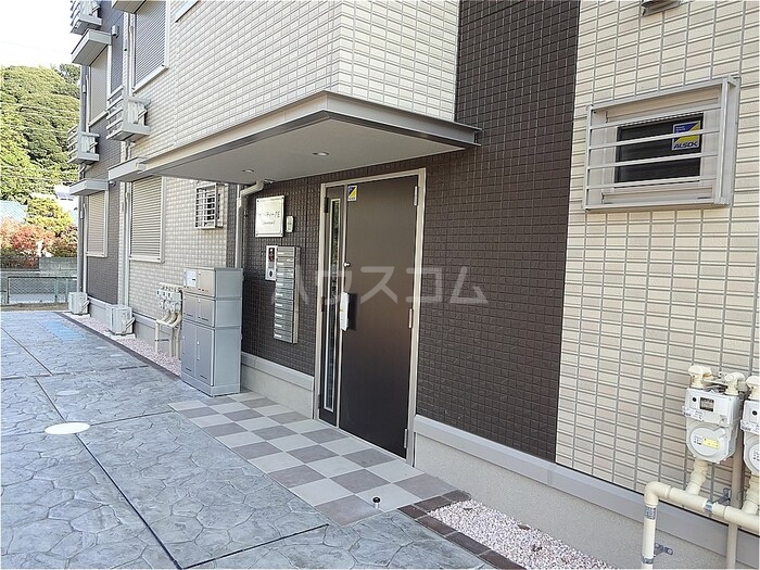 17/18 エントランス