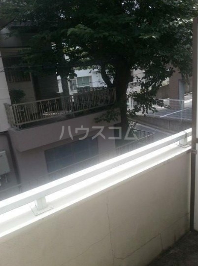 13/20 バルコニー