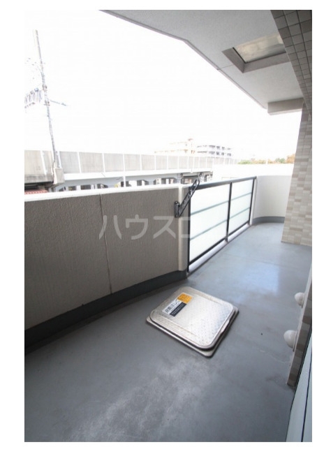17/30 バルコニー