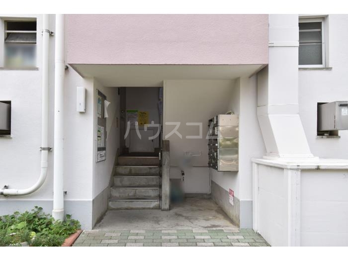 2/10 エントランス